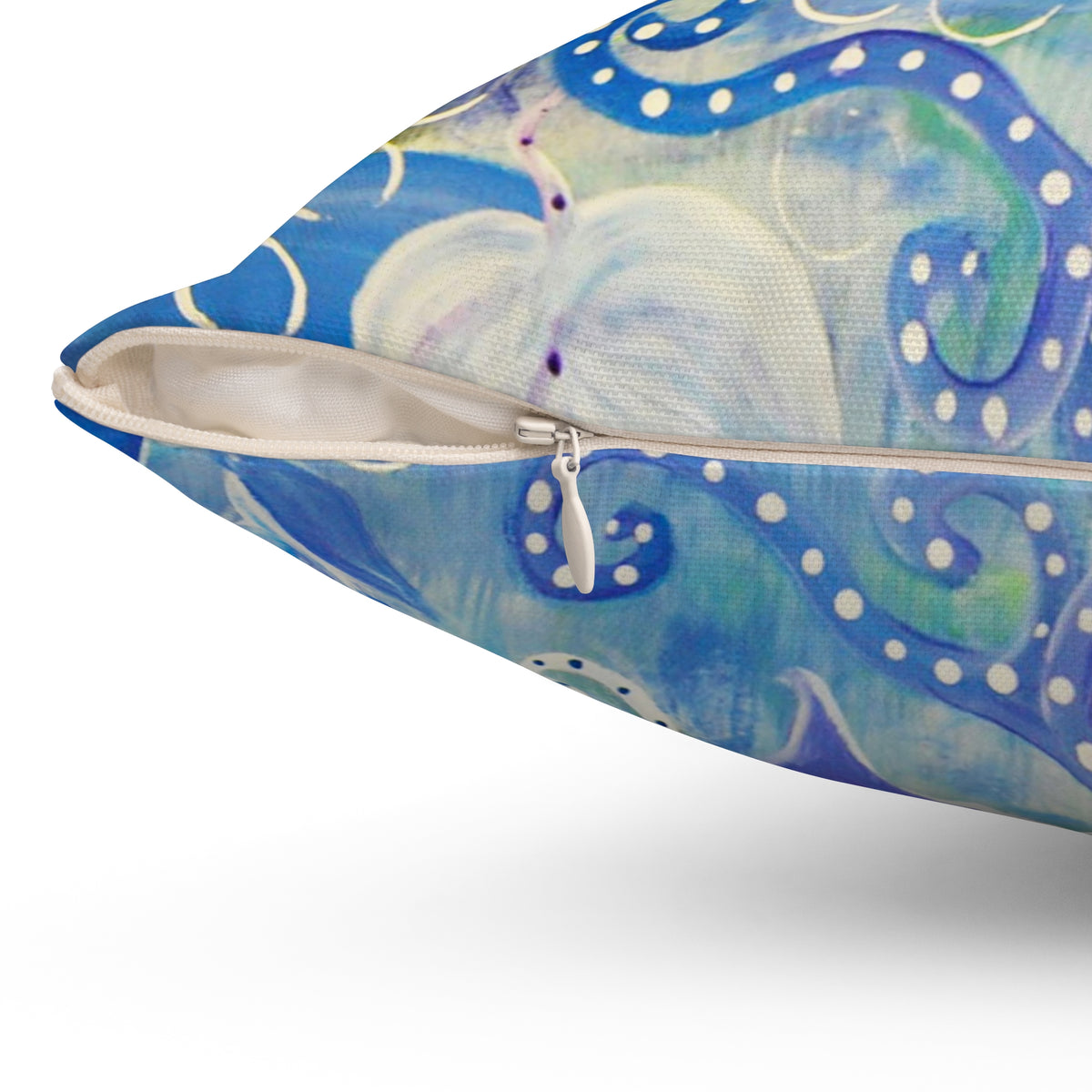 Blue Violet Floral Heart Pillow — Decorative Square Throw Pillow